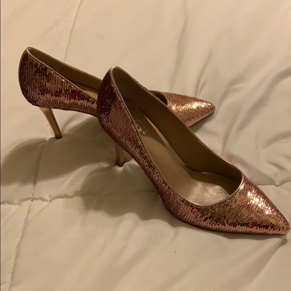Sequined pink heels